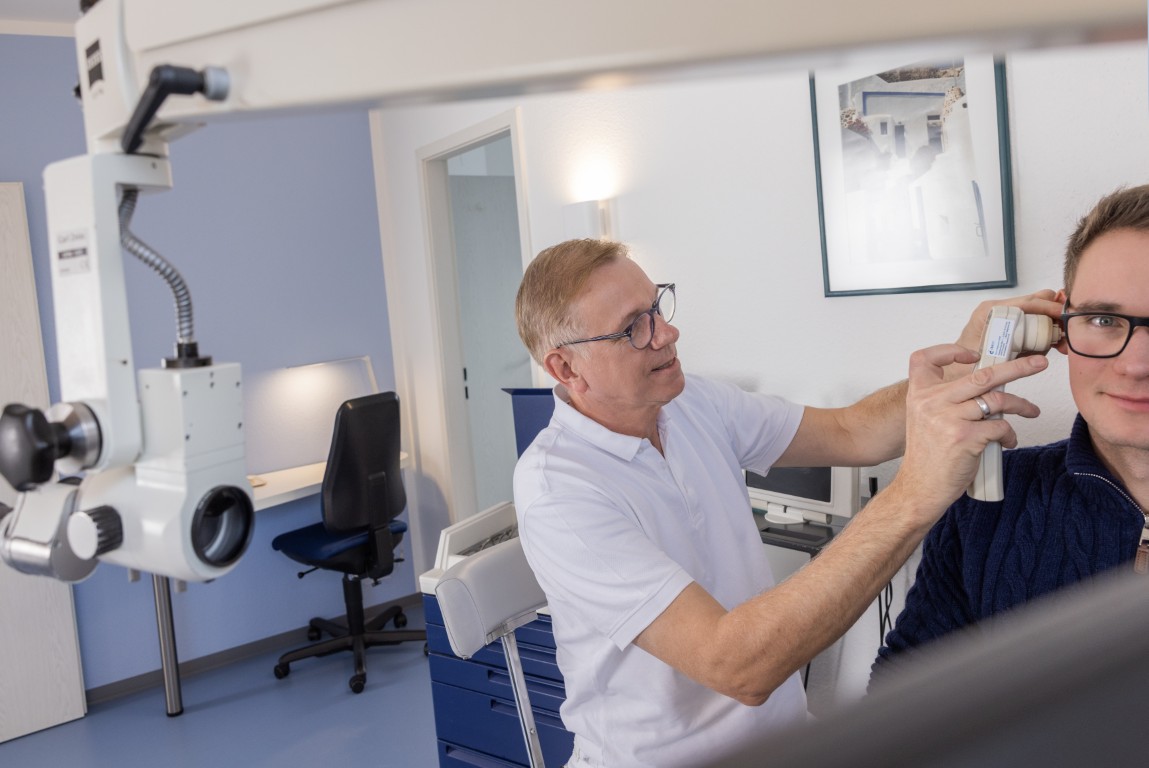 Untersuchung der Ohren